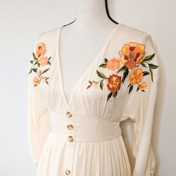 NWT Flying Tomato Embroidered Midi - Picture 2 of 5